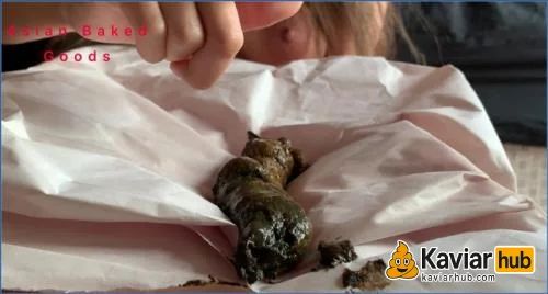 Marinayam19 dokumentiert drei Haufen nach dem Squid-Ink-Dinner - Kaviar Scat Video auf KaviarHub