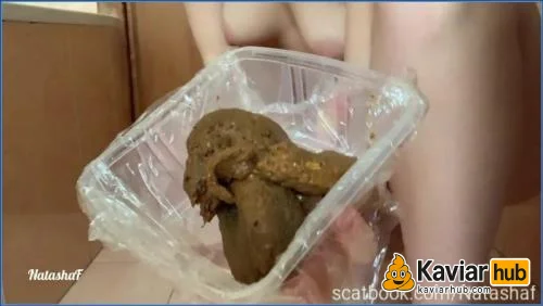 NatashaF serviert dein Mittagessen mit frischem Kaviar - Kaviar Scat Video auf KaviarHub