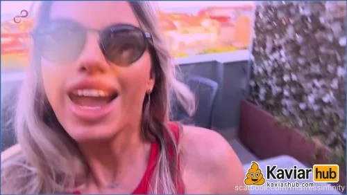 Miss Infinity erteilt ihrem Sklaven eine strenge Kaviar-Lektion - Kaviar Scat Video auf KaviarHub
