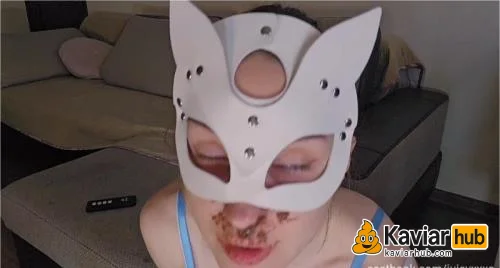 Juicy XXXO versaut sich mit Kaviar und Anal komplett herunterladen auf KaviarHub