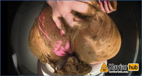 SweetBettyParlour vollscheißt ihren rosa Slip im Kaviar-Solo herunterladen auf KaviarHub