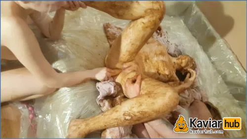 Astra Celestial im versauten Kaviar-Fünfer Teil 3 herunterladen auf KaviarHub