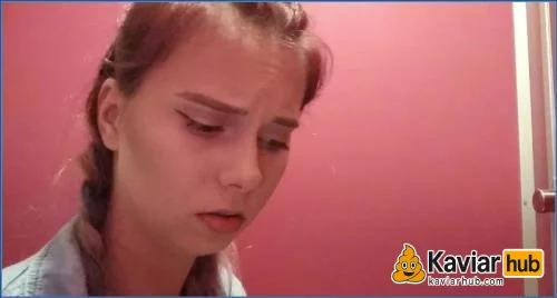 Sarah lässt es in der Öffentlichkeit krachen mit Kaviar herunterladen auf KaviarHub