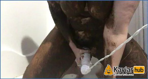 ChubbiBunni schmiert geil ihren Kaviar verspielt ein - Kaviar Scat Video auf KaviarHub