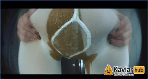 Sweet Betty Parlour beschmiert ihre Strumpfhose mit Kaviar - Kaviar Scat Video auf KaviarHub