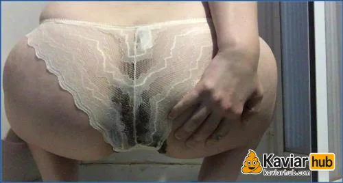 ChubbiBunni Fills Her Panties and Smears It During Solo Play herunterladen auf KaviarHub